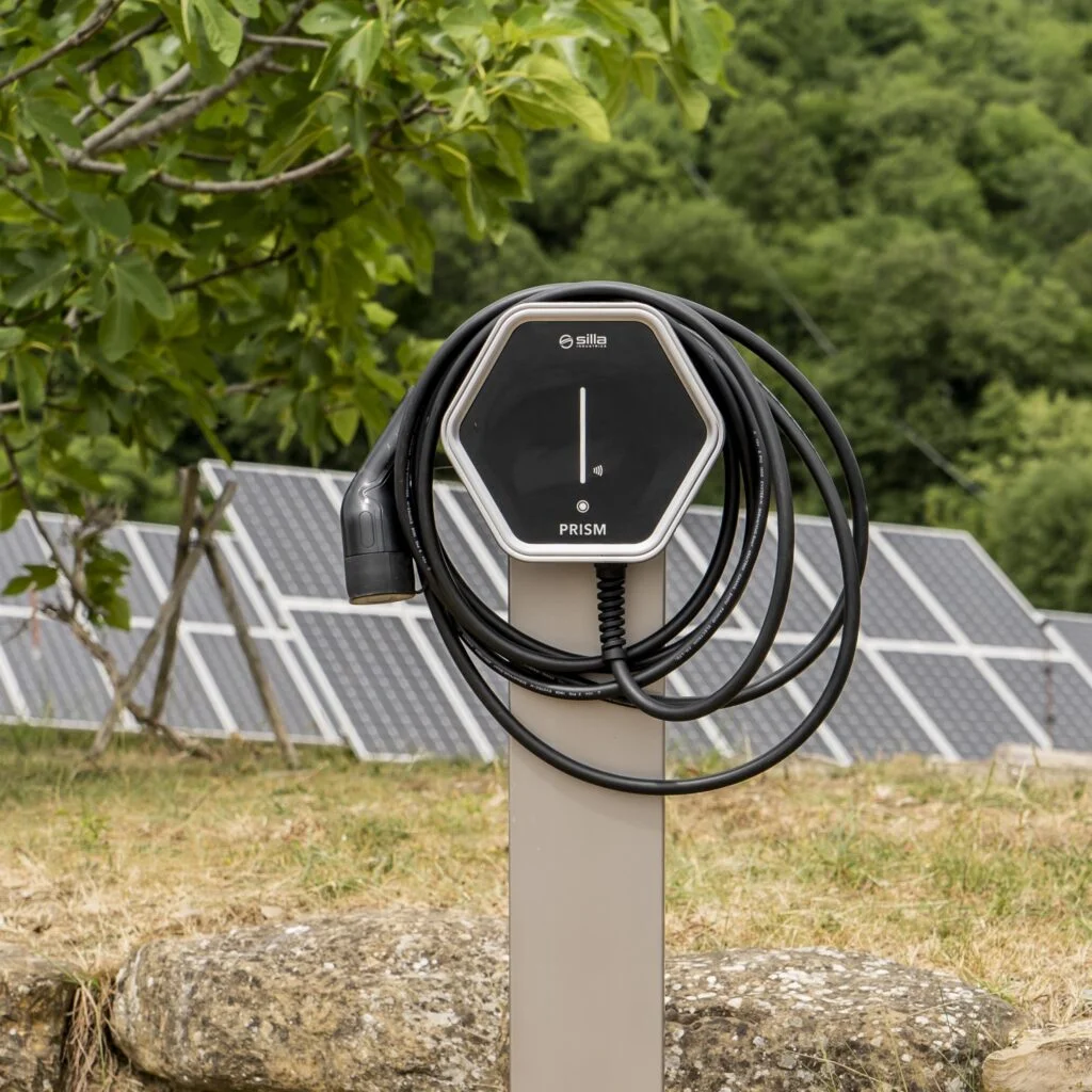 Stazione di Ricarica Auto Elettrica Wallbox Bongioanni SolarX (7 kW / 22 kW)